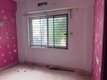 Room in 3 BHK Apartment at Pasari Taalchaya, Rajarhat New Town – for Rent