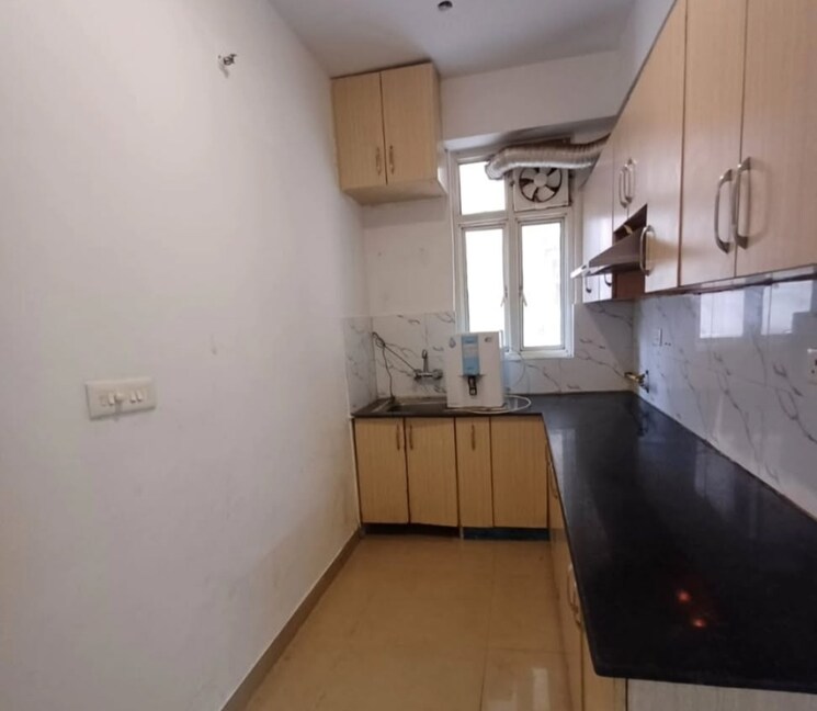 Kitchen, indiabulls-centrum-park 3 Bedroom 1900 Sq.Ft. Apartment In Sector 103 Gurgaon 9072184