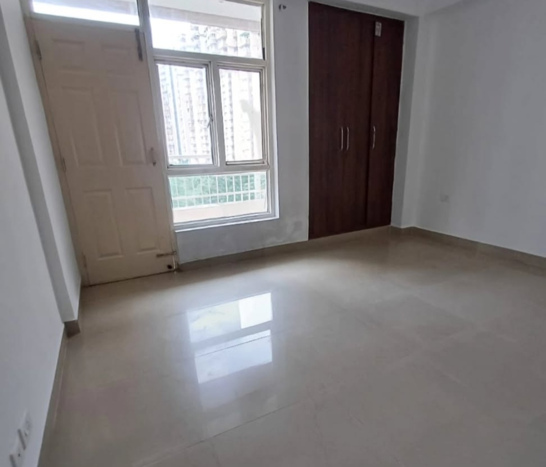 3 BHK + Extra Room Apartment For Rent in Indiabulls Centrum Park