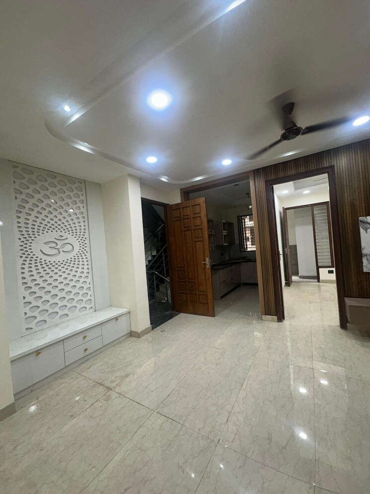 Room, puri-kohinoor 3 Bedroom 1150 Sq.Ft. Builder Floor In Sector 89 Faridabad 9072202