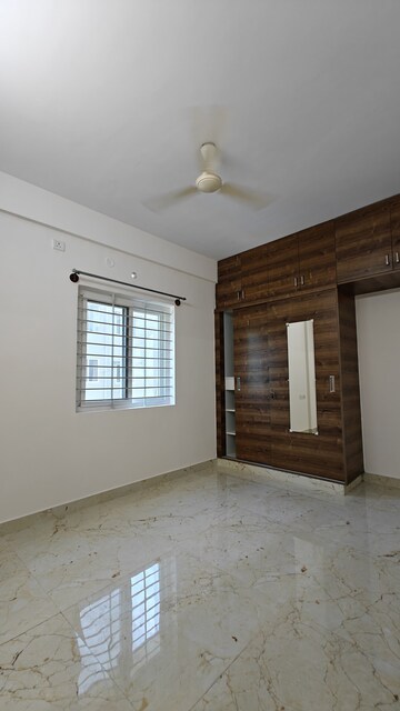 Room in 1 BHK Builder Floor at Hsr Layout – for Rent