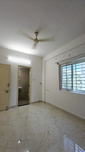 Room in 1 BHK Builder Floor at Hsr Layout – for Rent