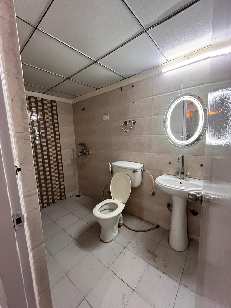 Bathroom, gaur-city-2-14th-avenue 2 Bedroom 1040 Sq.Ft. Apartment In Sector 16c Greater Noida Greater Noida 9072207