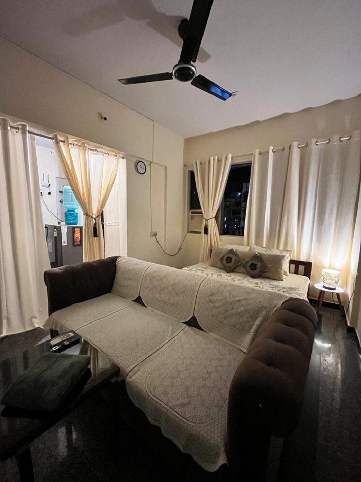 Bedroom, santacruz west 1 Bedroom 550 Sq.Ft. Apartment In Santacruz West Mumbai 9072210