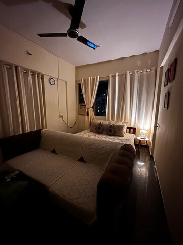 Bedroom in 1 BHK Apartment at Santacruz West – for Rent