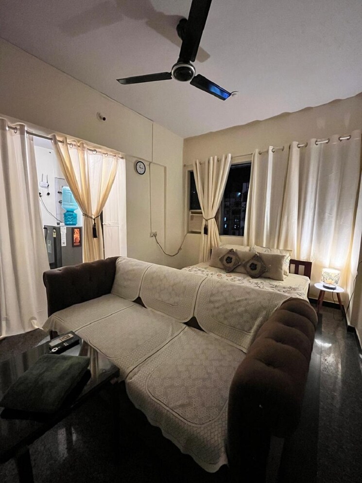 Bedroom, santacruz west 1 Bedroom 550 Sq.Ft. Apartment In Santacruz West Mumbai 9072210