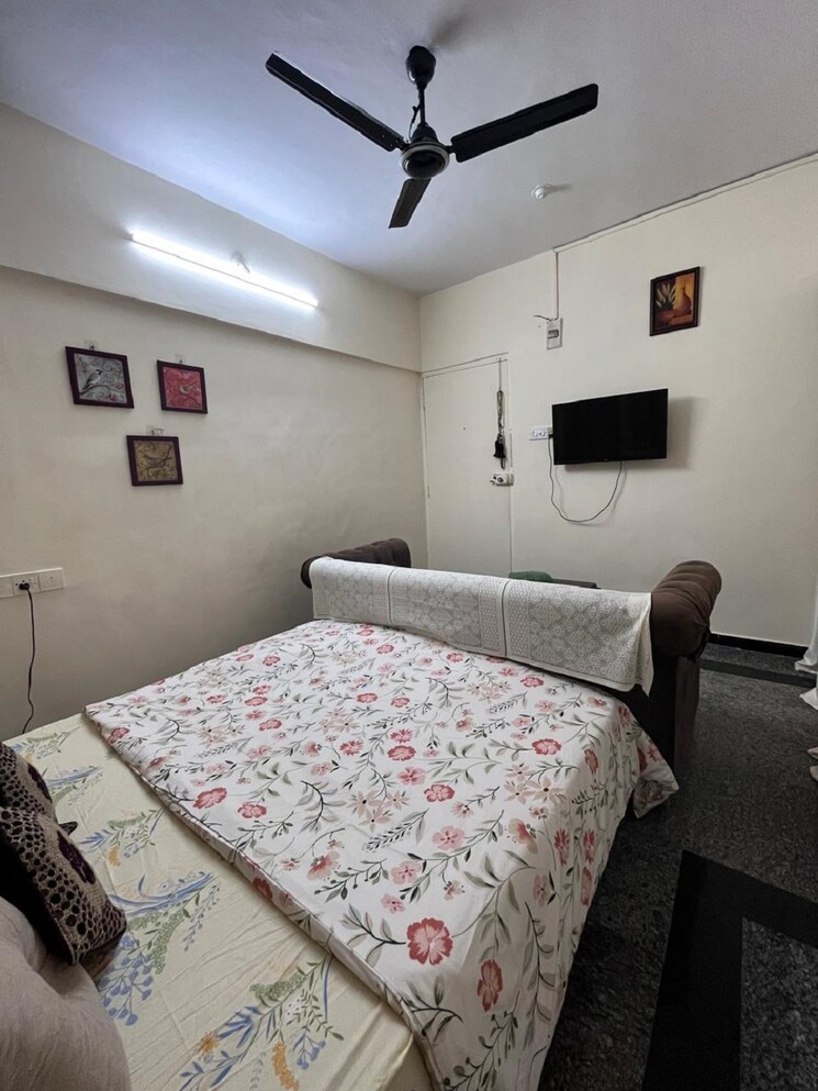 Bedroom, santacruz west 1 Bedroom 550 Sq.Ft. Apartment In Santacruz West Mumbai 9072210