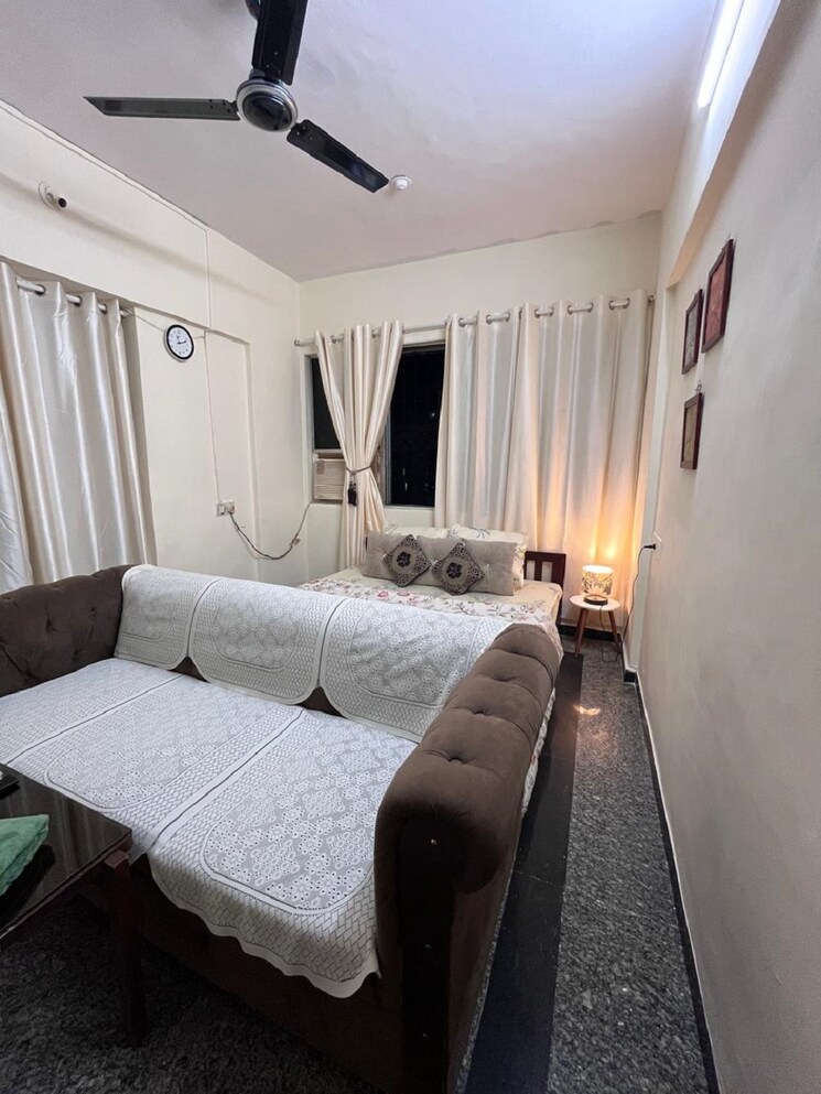 Bedroom, santacruz west 1 Bedroom 550 Sq.Ft. Apartment In Santacruz West Mumbai 9072210