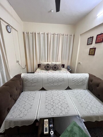 Living Room in 1 BHK Apartment at Santacruz West – for Rent