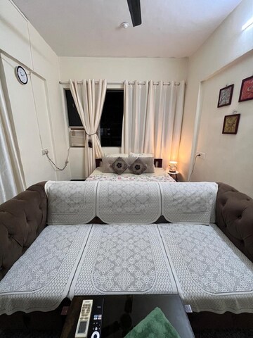 Living Room in 1 BHK Apartment at Santacruz West – for Rent