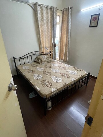Bedroom in 2 BHK Apartment at Gaur City 5th Avenue, Sector 4 Greater Noida – for Rent