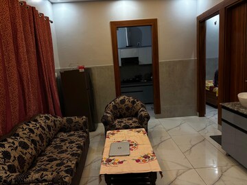 Bedroom in 2 BHK Builder Floor at Jakhan – for Rent