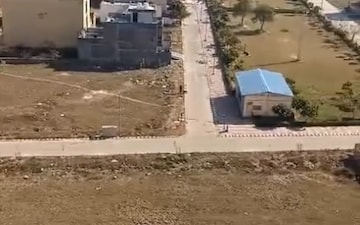Plot For Sale in Wave City, Wave City