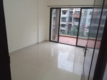 Room in 2 BHK Apartment at Bramha Suncity, Wadgaon Sheri – for Rent