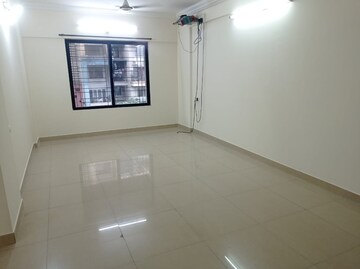Room in 2 BHK Apartment at Bramha Suncity, Wadgaon Sheri – for Rent