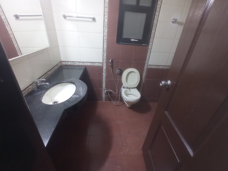 Bathroom, bramha-suncity 2 Bedroom 1086 Sq.Ft. Apartment In Wadgaon Sheri Pune 9072259
