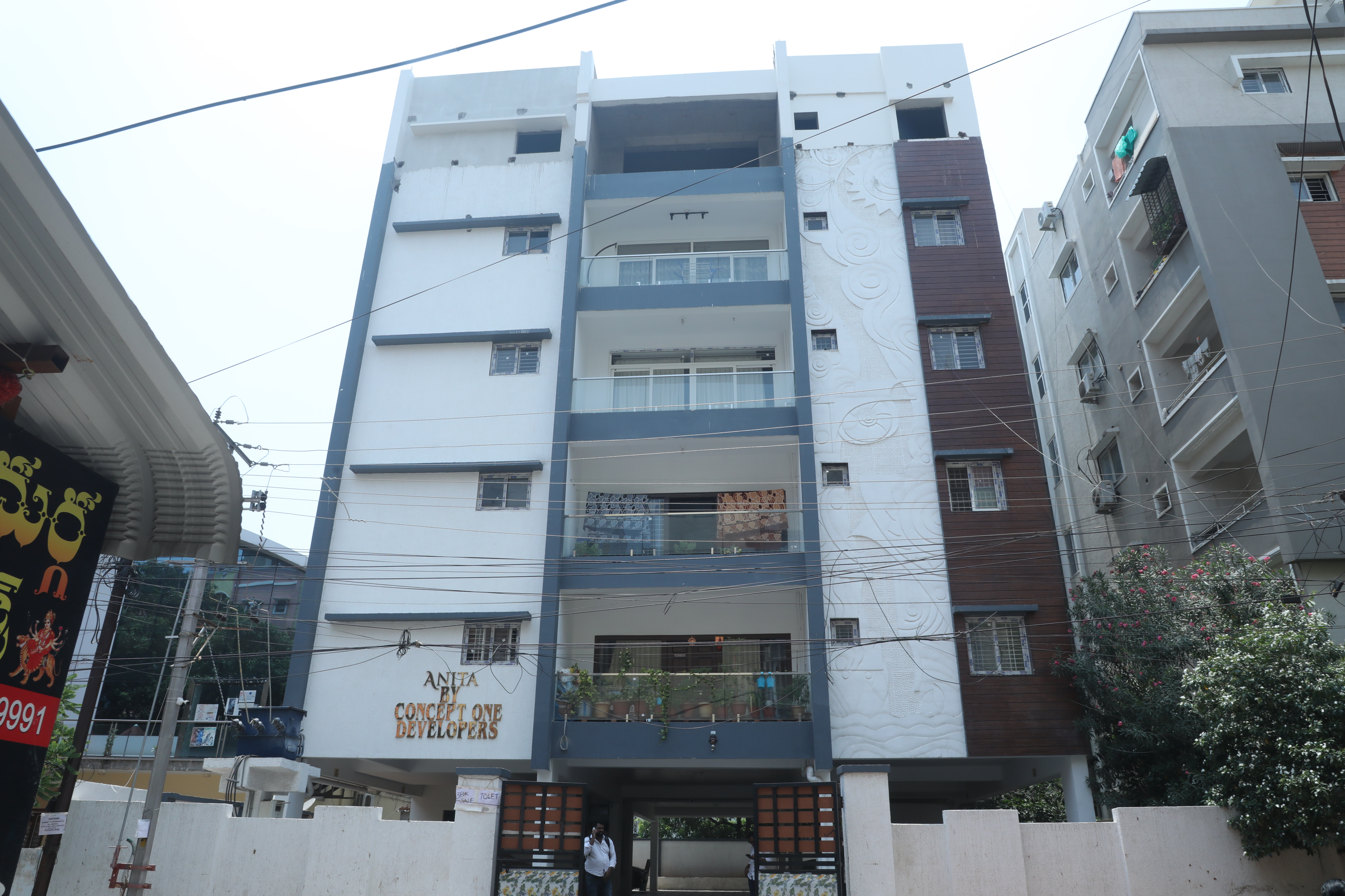 3 BHK + Servant Room,Study Room,Extra Room Apartment For Sale in Film Nagar