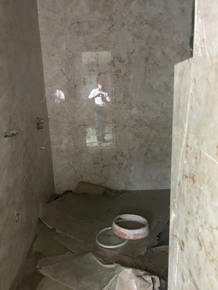 Bathroom, rbc-ii 3 Bedroom 207 Sq.Yd. Builder Floor In Sushant Lok I Gurgaon 9072353