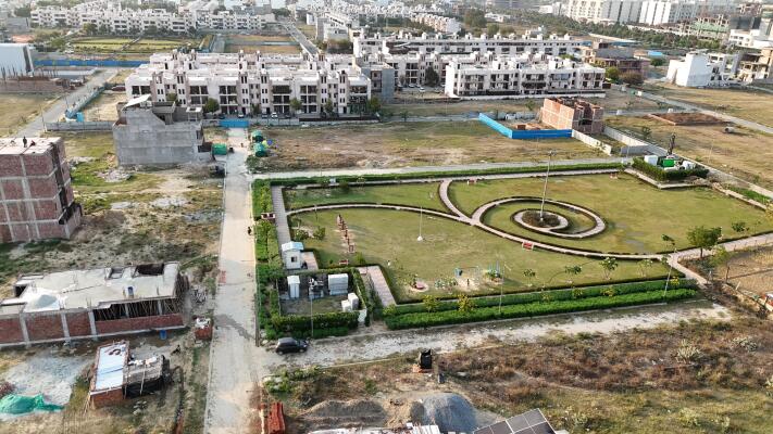 Plot For Sale in Wave Springwood Enclave