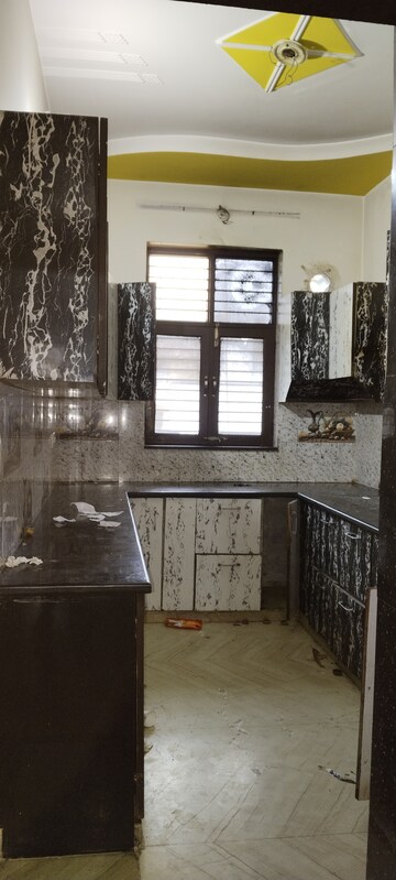 Kitchen in 3.5 BHK Builder Floor at Kavi Nagar Block J – for Rent