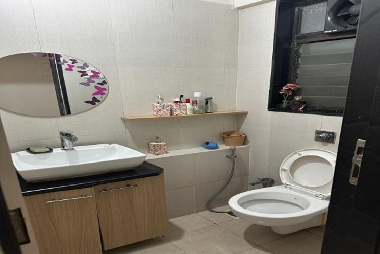 Bathroom, mayfair-housing-hillcrest 2 Bedroom 675 Sq.Ft. Apartment In Vikhroli West Mumbai 9071876
