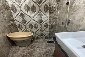 Bathroom in 2 BHK Apartment at Mayfair Housing Hillcrest, Vikhroli West – for Rent