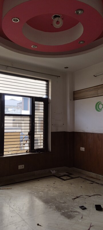 Kitchen in 3.5 BHK Builder Floor at Kavi Nagar Block J – for Rent