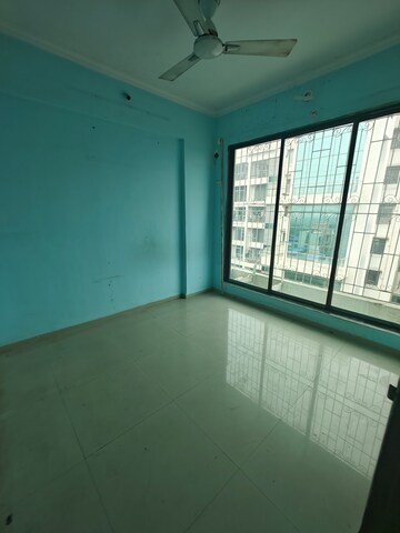 Room in 1 BHK Apartment at Geetanjali Heights, Seawoods – for Rent