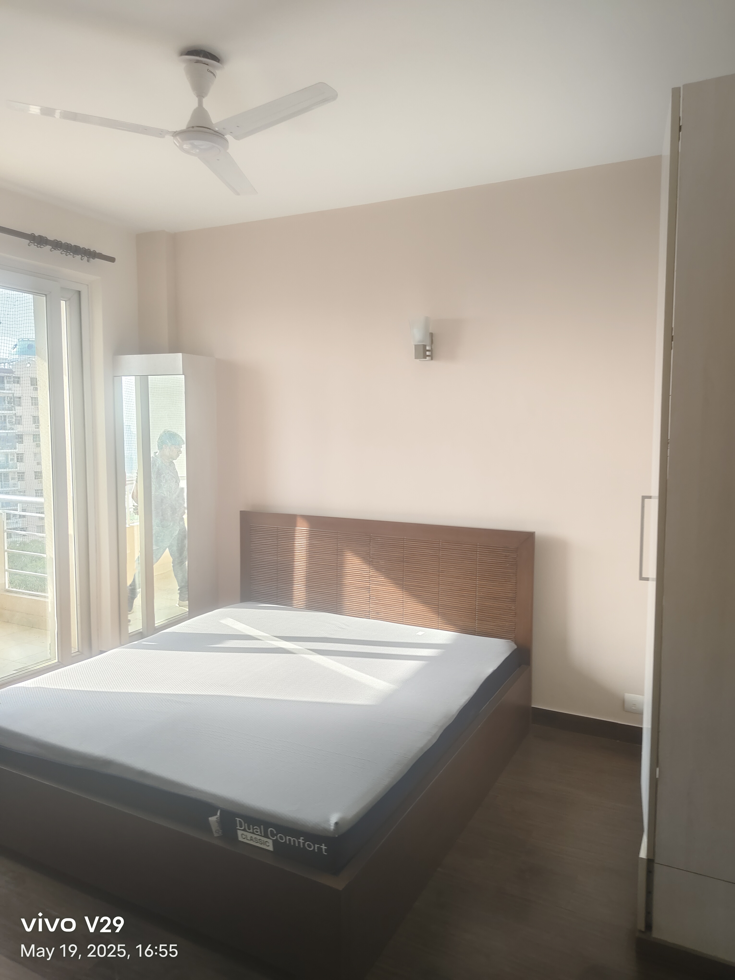 3 BHK + Servant Room 2400 Sq.Ft. Apartment in Shiv Shankar Society