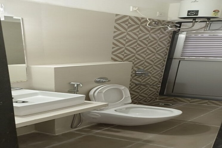 Bathroom, mayfair-the-view 1 RK 460 Sq.Ft. Apartment In Vikhroli West Mumbai 9072385