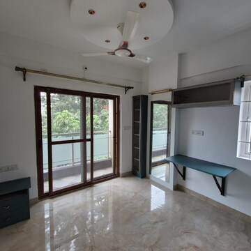 Room in 3 BHK Apartment at Rose Ville, Curley Street – for Rent
