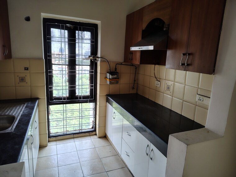 Kitchen, hrc-professional 2 Bedroom 1100 Sq.Ft. Apartment In Indrapuram Ghaziabad 9072412