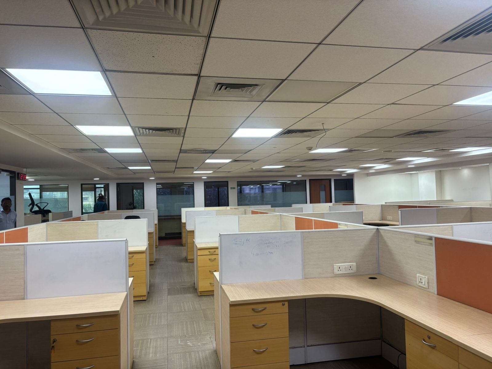 Office Space For Rent in Malad West