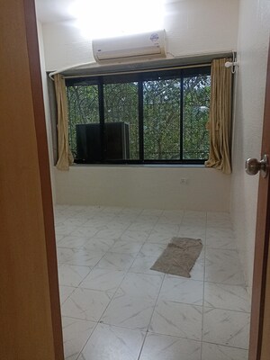 Room in 1 BHK Apartment at Nupur Apartment, Borivali West – for Sale