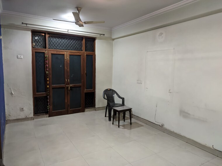 Room, hrc-apartments 2.5 Bedroom 1375 Sq.Ft. Apartment In Vaibhav Khand Ghaziabad 9072428