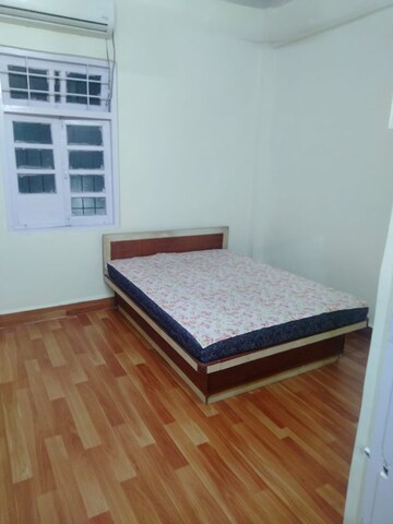 Bedroom in 1.5 BHK Apartment at Jai Hanuman Apartment, Vile Parle East – for Rent