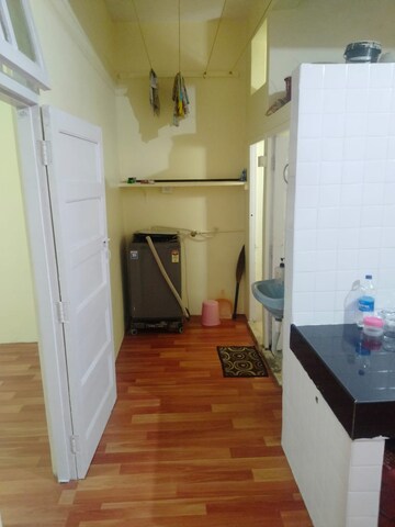 Team Area in 1.5 BHK Apartment at Jai Hanuman Apartment, Vile Parle East – for Rent