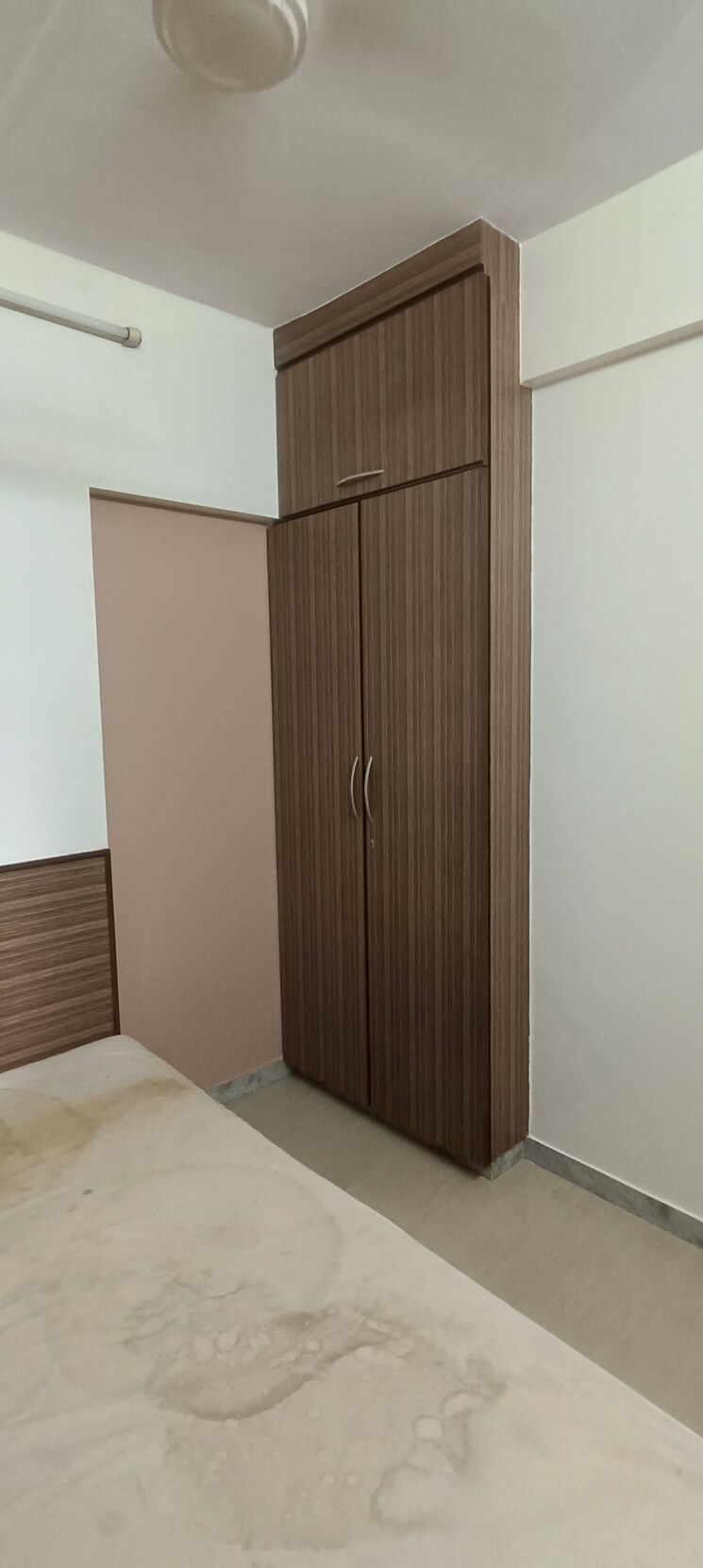 Room, anita-nagar-chs 1 Bedroom 400 Sq.Ft. Apartment In Kandivali East Mumbai 9072465