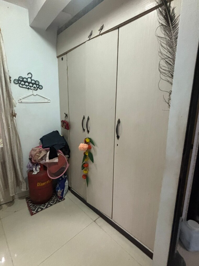 Bathroom, topiwala-chs 1 Bedroom 360 Sq.Ft. Apartment In Goregaon West Mumbai 9072473