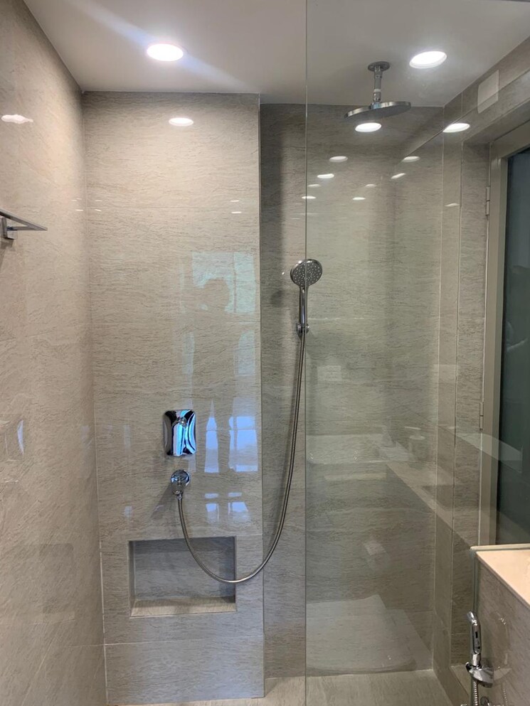 Bathroom, hiranandani-castle-rock 2 Bedroom 1010 Sq.Ft. Apartment In Powai Mumbai 9072474