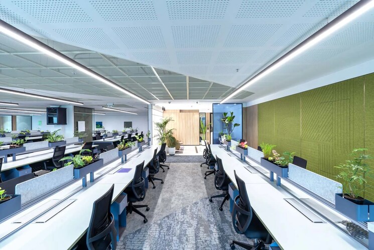  Parking, wakadewadi Commercial Office Space 5400 Sq.Ft. In Wakadewadi Pune 9072501