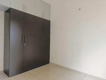 Room in 2 BHK Apartment at Sobha Dream Gardens, Thanisandra Main Road – for Rent