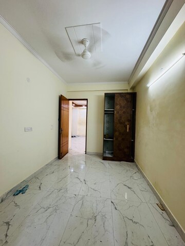 2 BHK Apartment For Rent in Saket