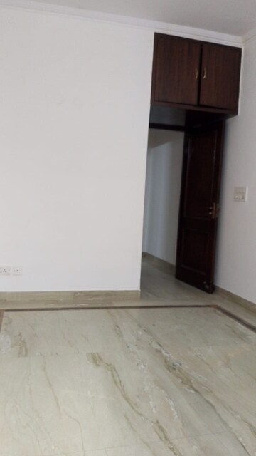 Room in 2 BHK Builder Floor at Malviya Nagar – for Rent