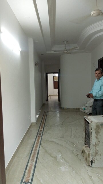 Building Lobby in 2 BHK Builder Floor at Malviya Nagar – for Rent