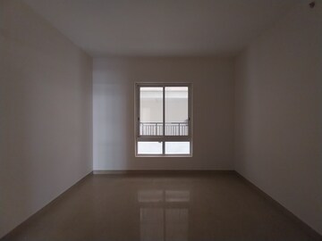 Room in 3 BHK Apartment at Aditya Capitol Heights, Hi Tech City – for Sale