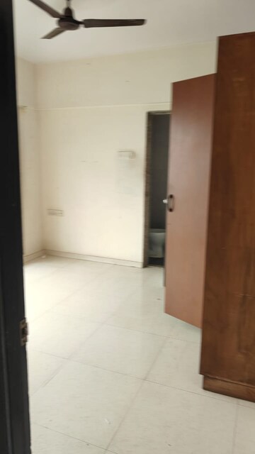 Room in 2 BHK Apartment at Prathamesh Krupa Kedar Darshan, Andheri West – for Rent