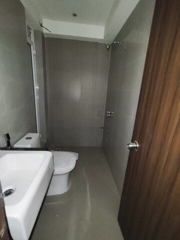 Furnished Amenities in 2 BHK Apartment at Indiabulls One Indiabulls, Pokhran Road No Two – for Rent