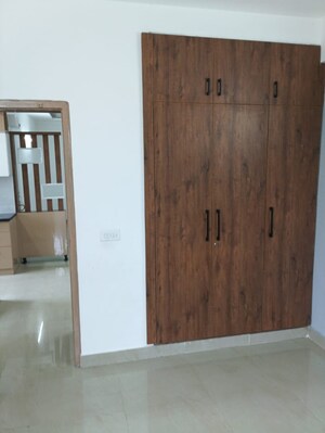 Furnished Amenities in 2 BHK Apartment at Suncity Avenue 76, Sector 76 – for Sale