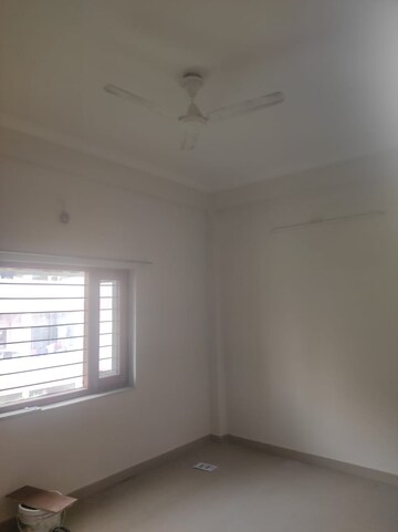 Room in 3 BHK Independent House at Sahastradhara Road – for Rent